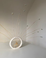 Load image into Gallery viewer, Sun Flare Stem Holder