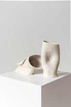 Load image into Gallery viewer, Abstract Conch Sculpture no.1