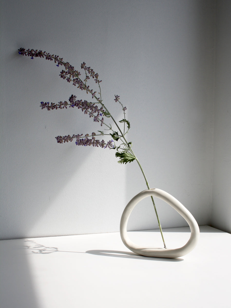 花瓶・フラワースタンド madoka rindal flower base large size Preserve Stem Holder – Oksana Berda