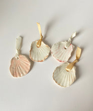 Load image into Gallery viewer, Shell Charm
