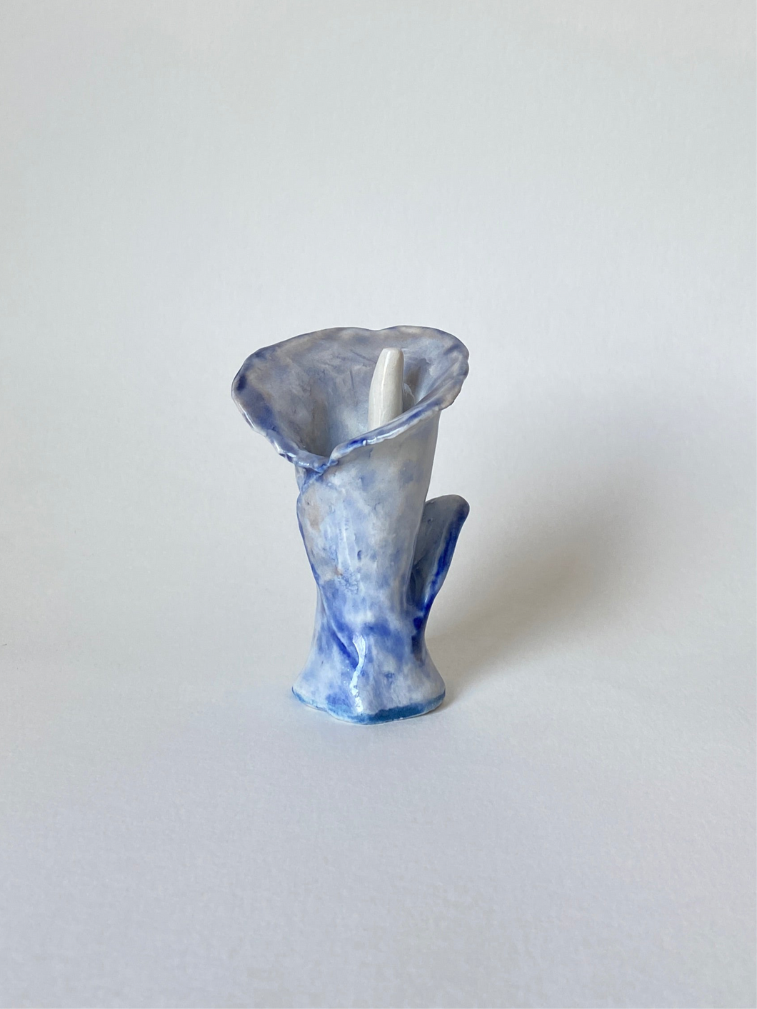 Calla Lily (Royal Blue, Small)