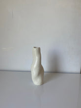 Load image into Gallery viewer, Bud Vase (Sample)
