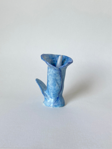 Calla Lily (Electric Blue, Small)
