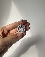 Load image into Gallery viewer, Spiral (Blue/Purple)

